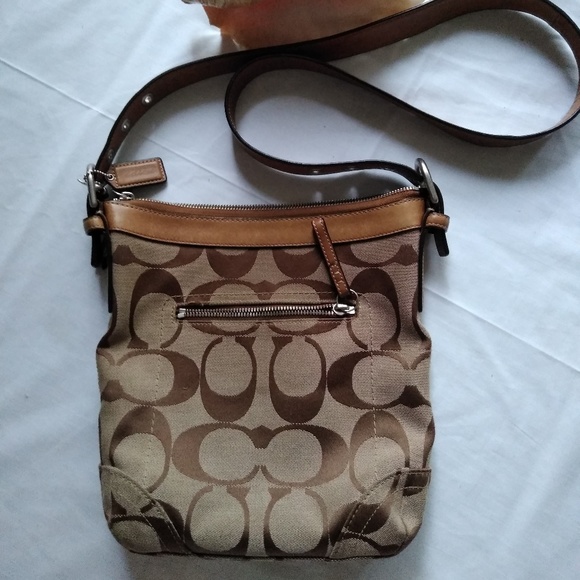 Coach Handbags - Coach cross body purse